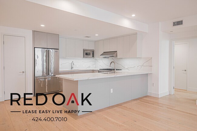 Building Photo - 1415 Reeves St