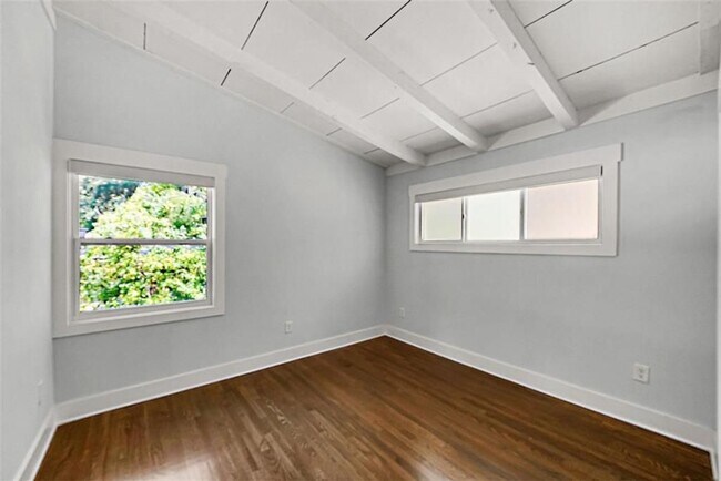Building Photo - 3476 Alison Dr