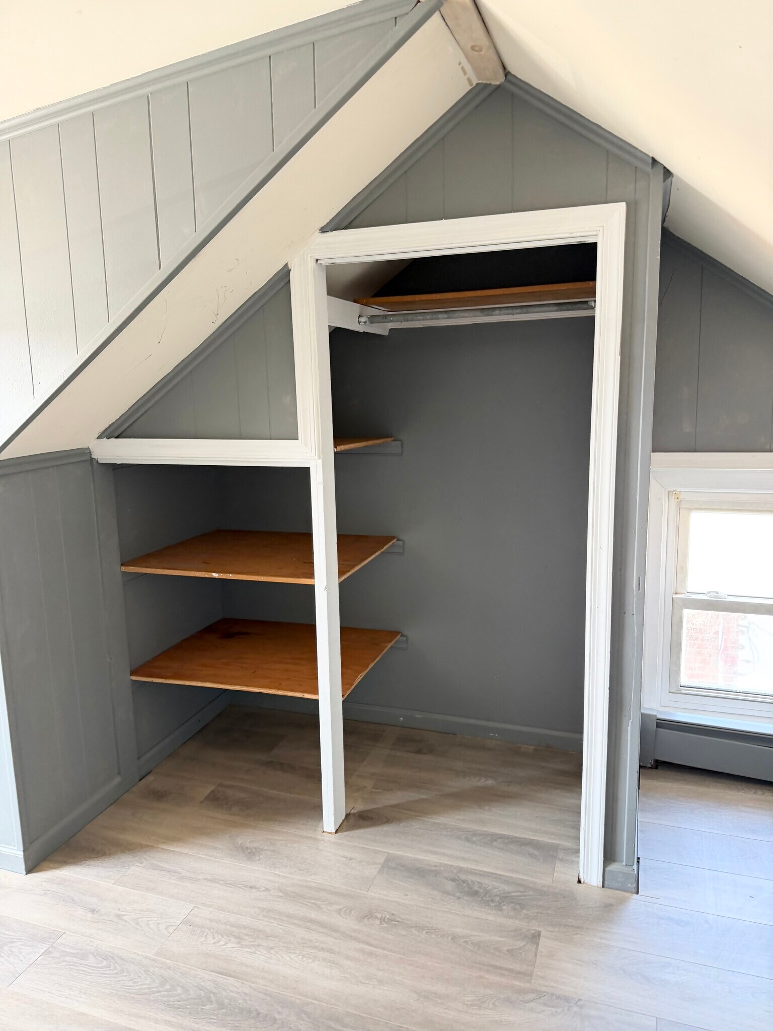 Building Photo - 1212 E Philadelphia Ave