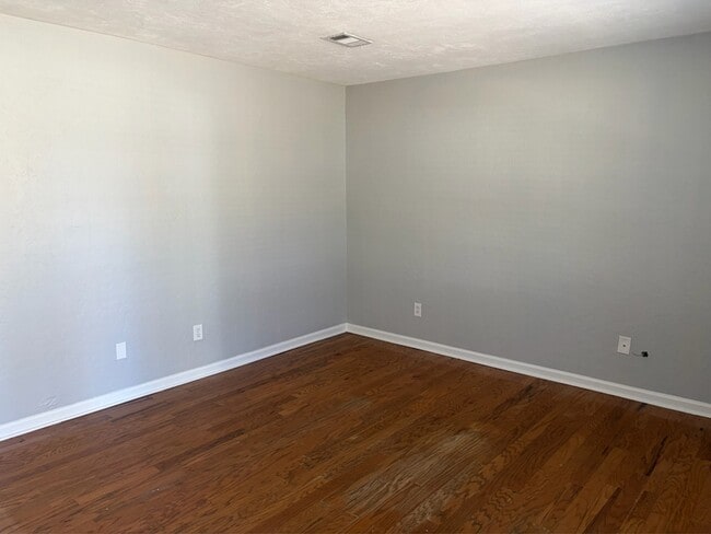 Building Photo - 2913 Riddle Ct