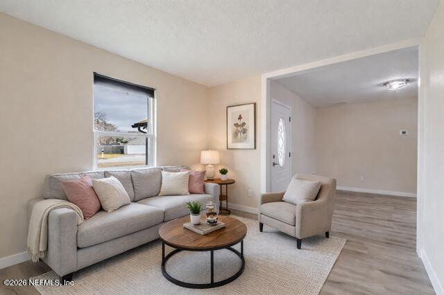 Building Photo - 10036 Delano Dr N