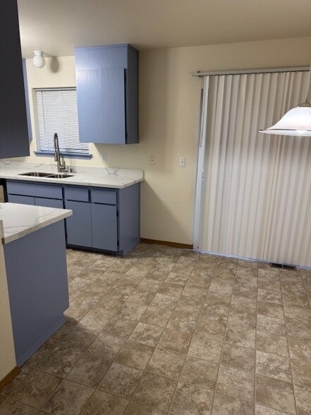 Building Photo - 9611 161st St E