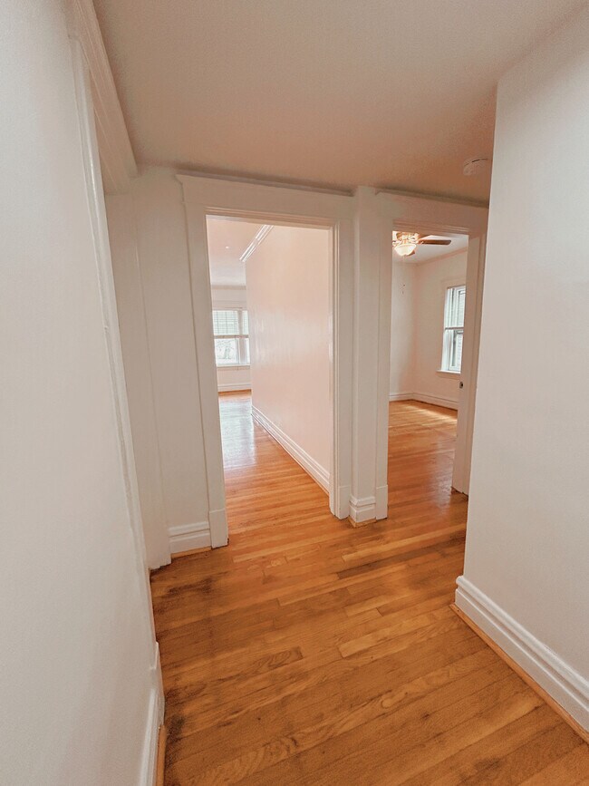 Gorgeous hardwoods throughout the unit - 2705 S Kingshighway Blvd