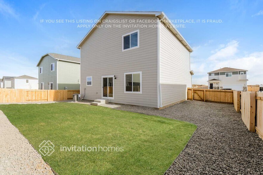 Building Photo - 7303 Dolores Ave