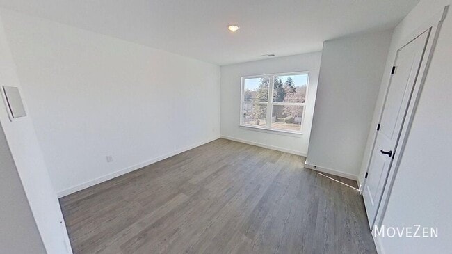 Building Photo - 16 Catawba Ave