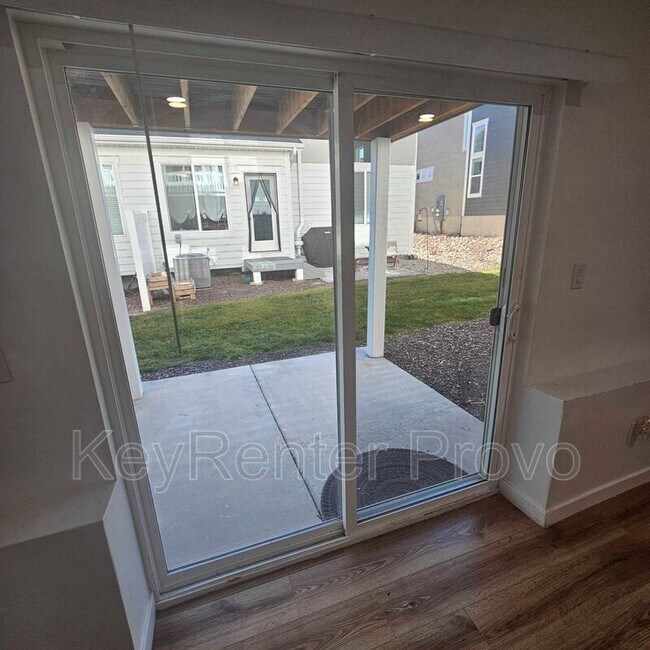 Building Photo - 1297 Dawes Wy