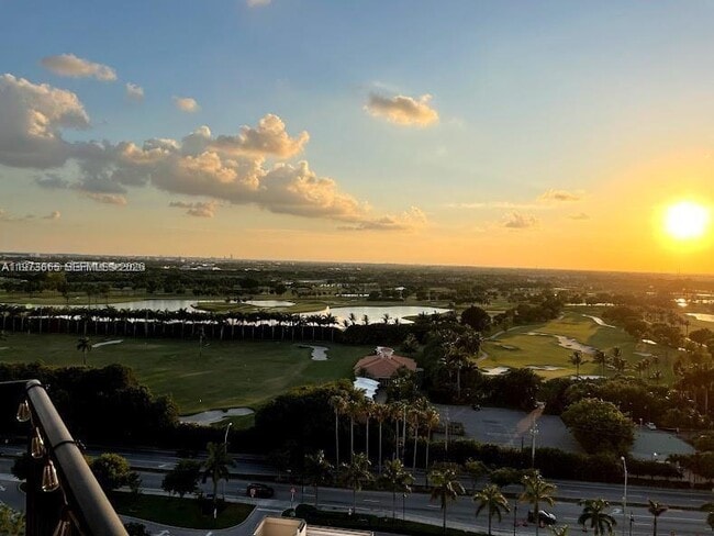 Building Photo - 5252 NW 85th Ave