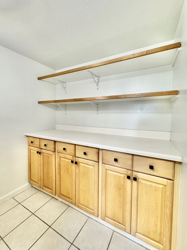 Building Photo - 111 Kahului Beach Rd