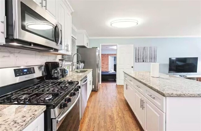 Building Photo - 2596 Dawn Dr