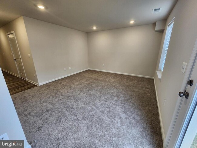 Building Photo - 117 Canning Rd