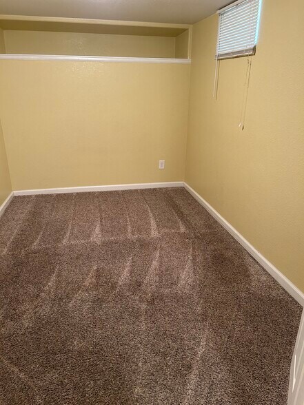 Building Photo - 1524 3rd Ave