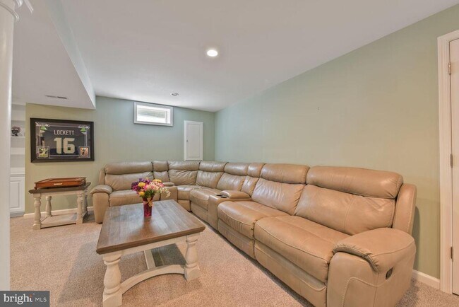 Building Photo - 5907 Tulloch Spring Ct
