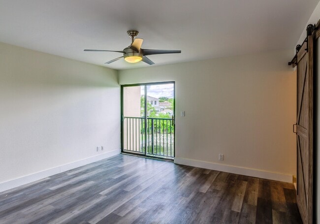 Building Photo - 9137 NW 38th Dr