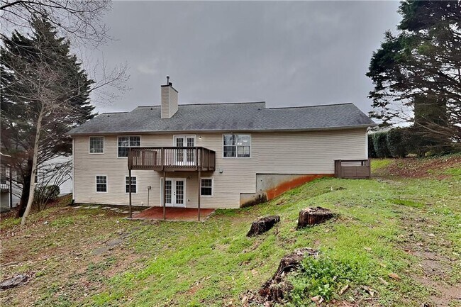 Building Photo - 5493 Riverchase Dr