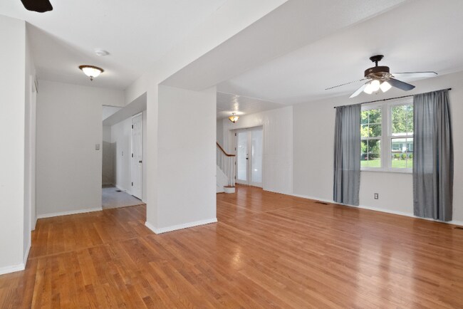 Building Photo - 926 Barbara Ann Ln