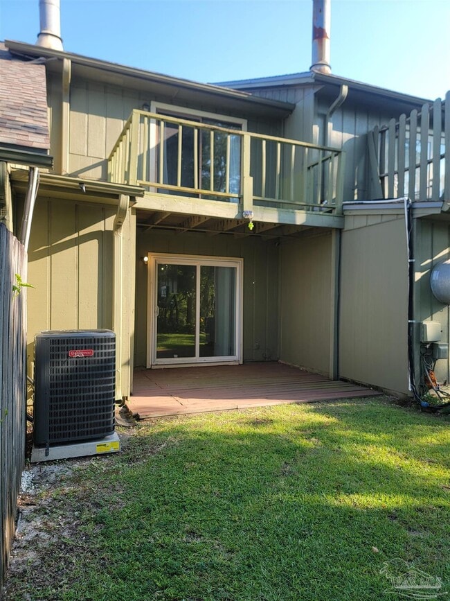 Building Photo - 7202 Lago Vista Ct