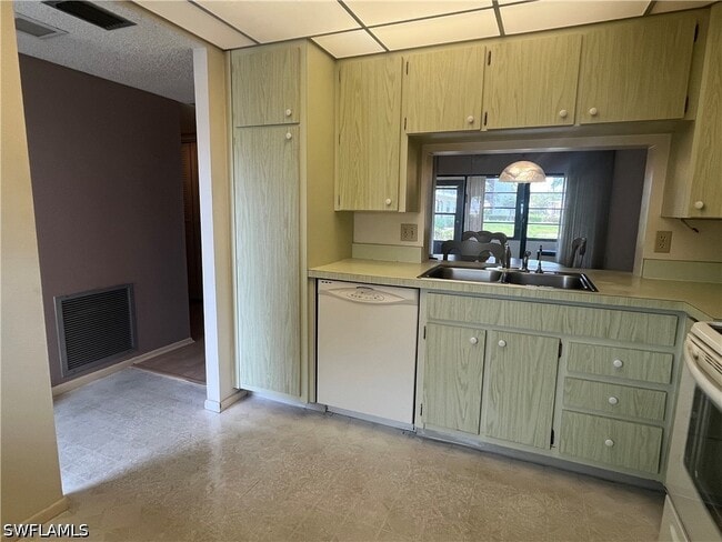 Building Photo - 1747 Pebble Beach Dr