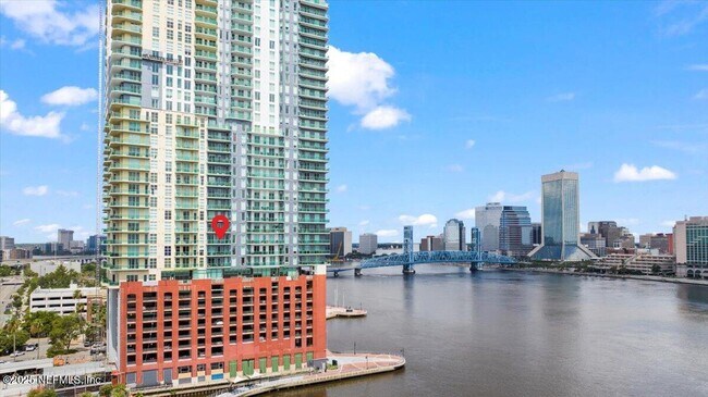 Building Photo - 1431 Riverplace Blvd