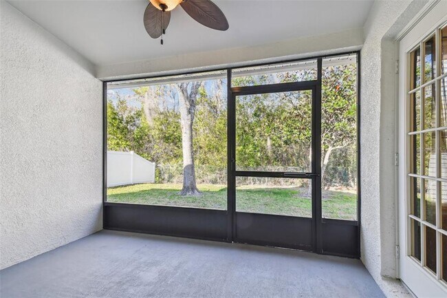 Building Photo - 15807 Leatherleaf Ln