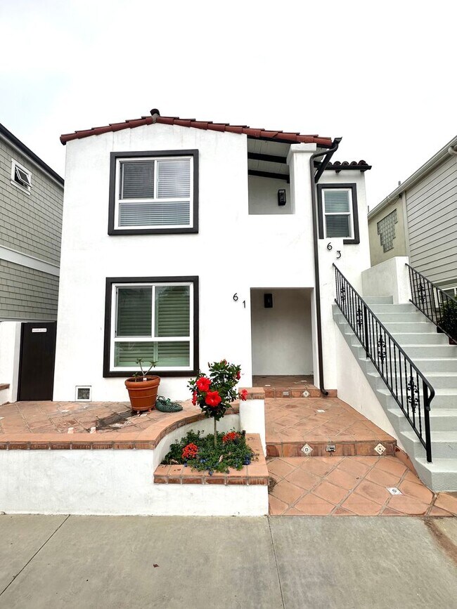 Primary Photo - BB LLC - Savona Walk