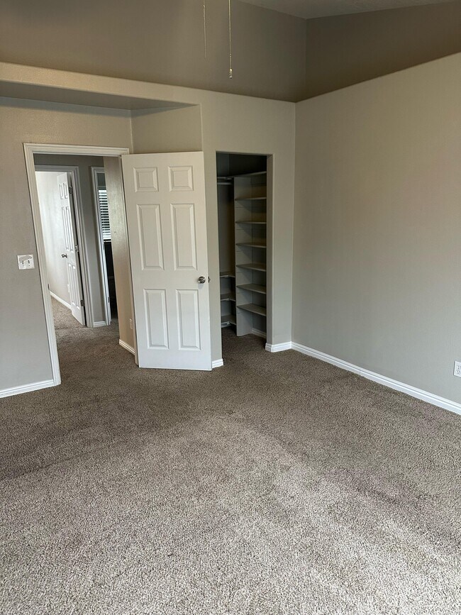 Building Photo - 5778 Ballerina Way