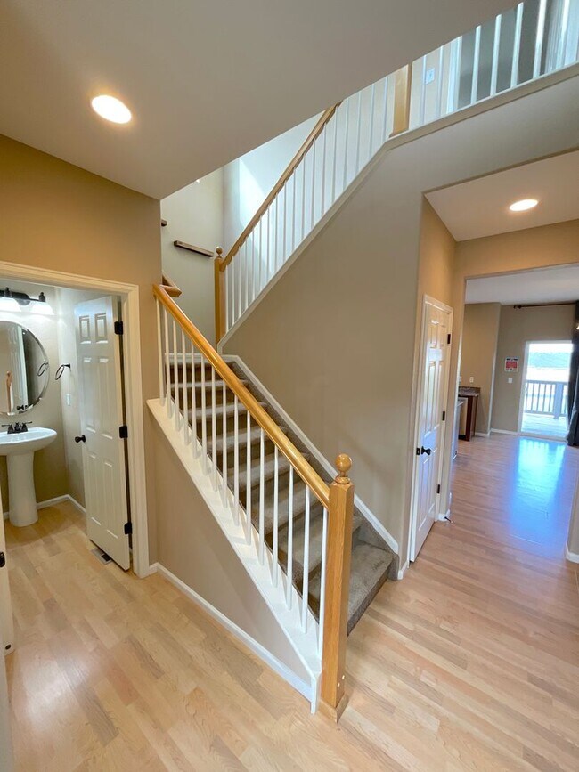 Building Photo - 6652 Maple Stone Ln