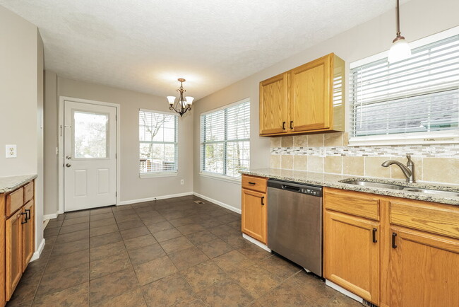 Building Photo - 5128 Pebble Creek Dr
