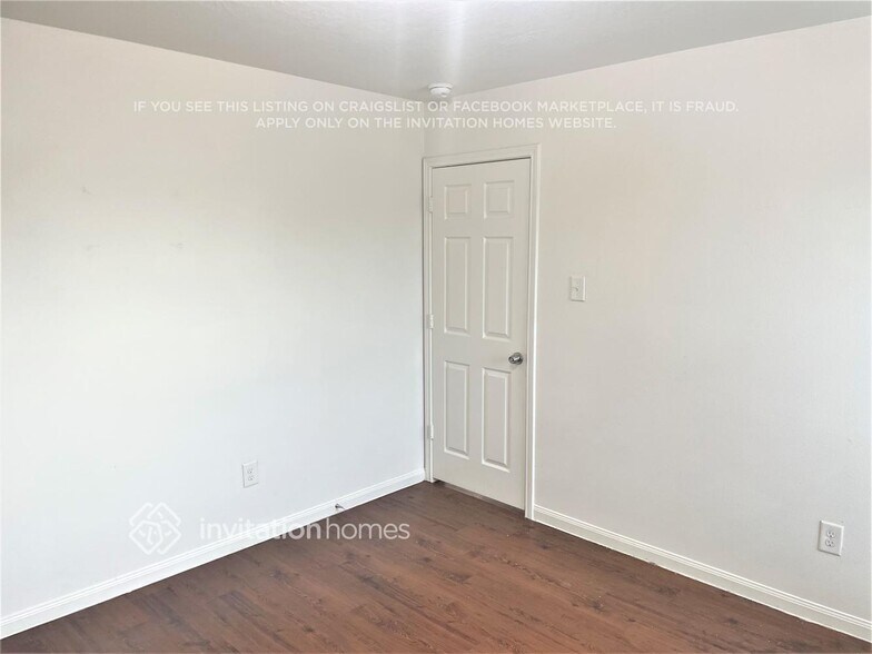 Building Photo - 16371 Royal Stone Ln