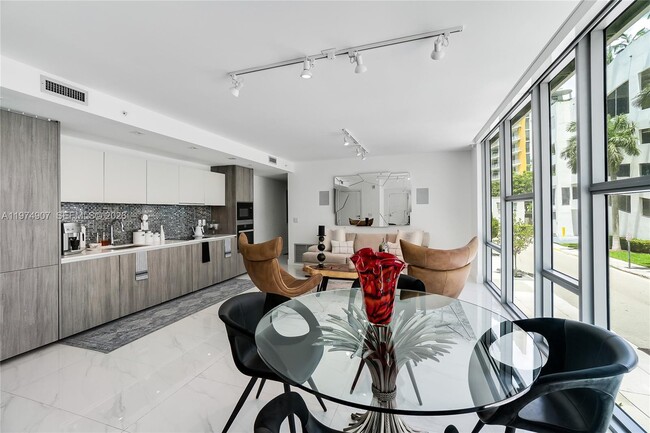 Building Photo - 2900 NE 7th Ave