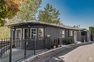 Building Photo - 214 S Avenue 50