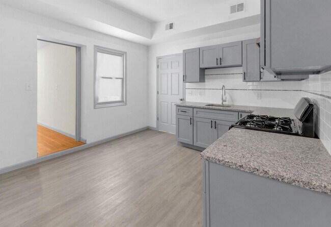 Building Photo - 181-183-183 N 6th St