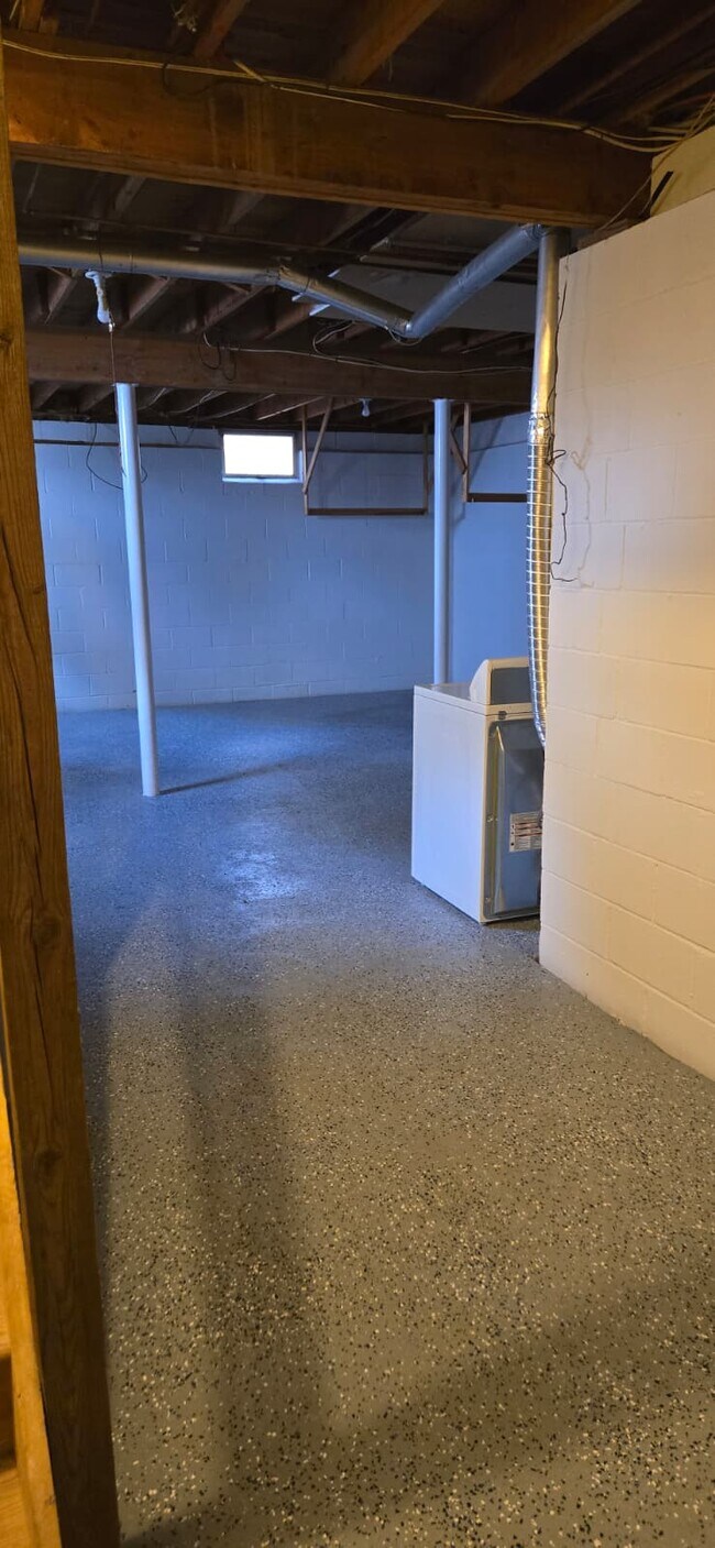 Building Photo - 5 Union St