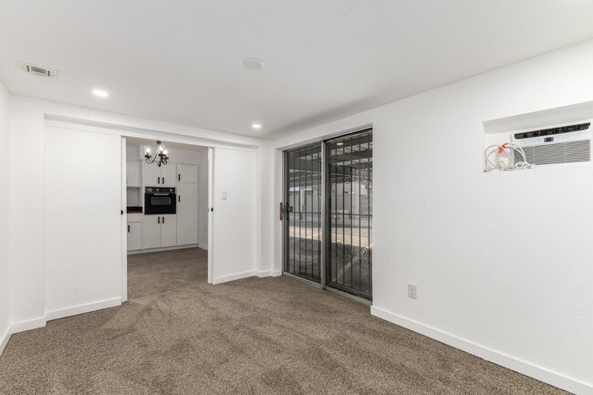 Building Photo - 6935 E 4th St