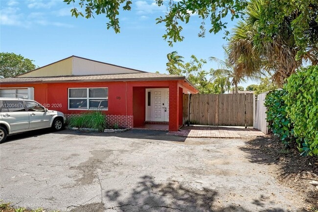 Building Photo - 543 SW 61st Terrace