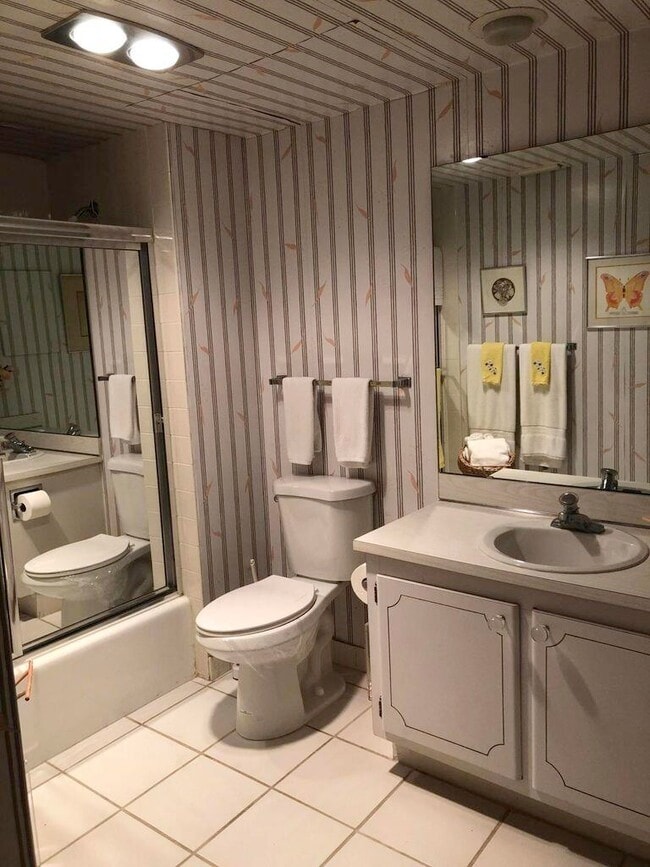 Building Photo - 2773 S Ocean Blvd