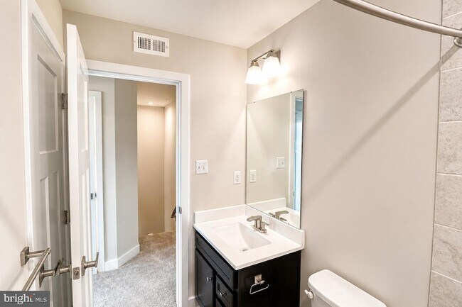 Building Photo - 340 Paca Gardens Ln