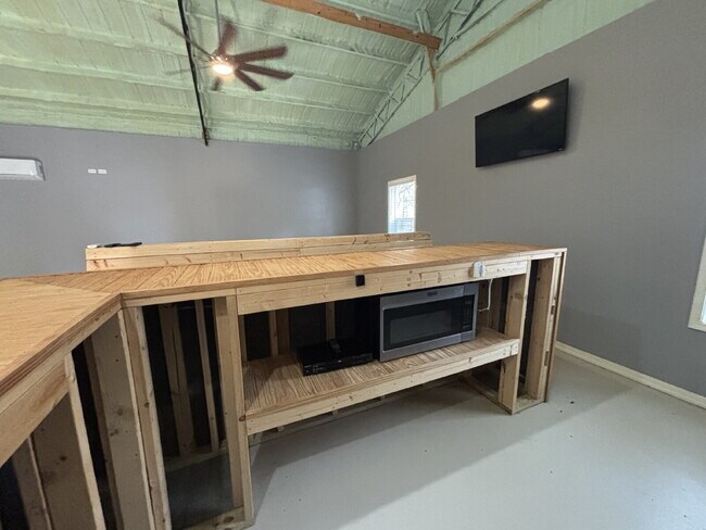 Building Photo - Studio Apartment FOR RENT in Dothan, AL!