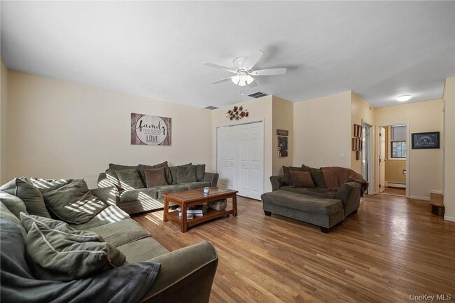 Building Photo - 94 Peddler Hill Rd