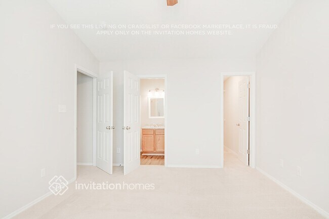 Building Photo - 6317 Saybrooke Dr