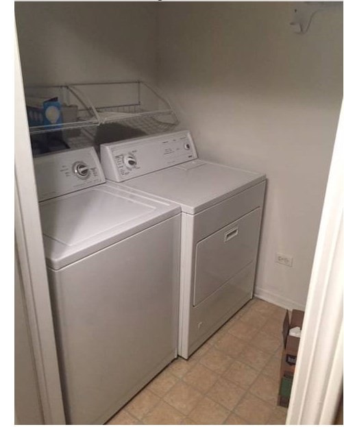 In unit laundry - 18892 S Vanderbilt Dr