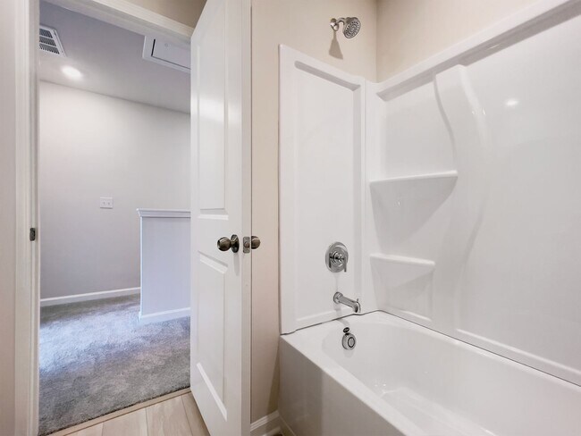 Building Photo - 1836 Autumn Mist