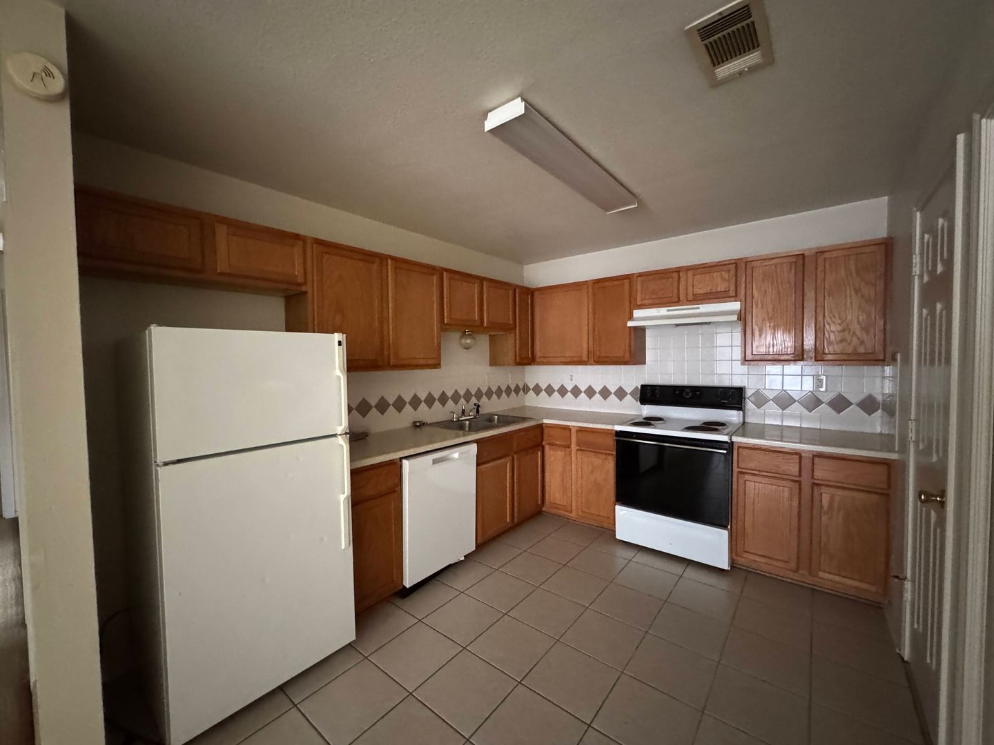 Building Photo - 5005 John David Dr