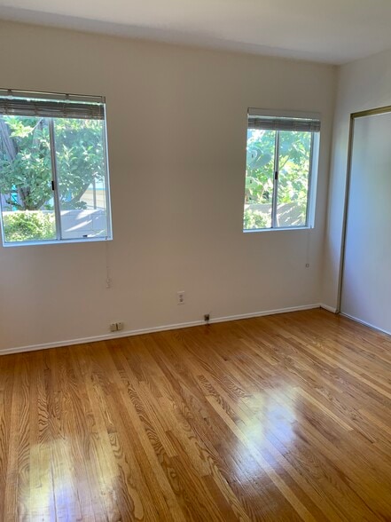 Bedroom 2 - 10760 Russett Ave