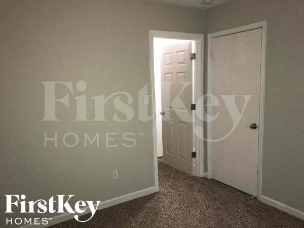 Building Photo - 5102 Galbraith Cir