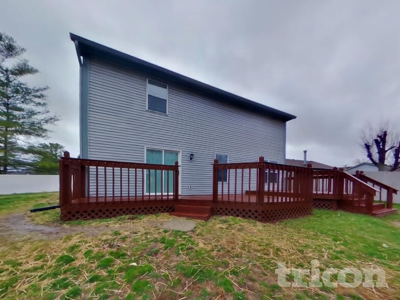 Building Photo - 8259 Ehlerbrook Rd