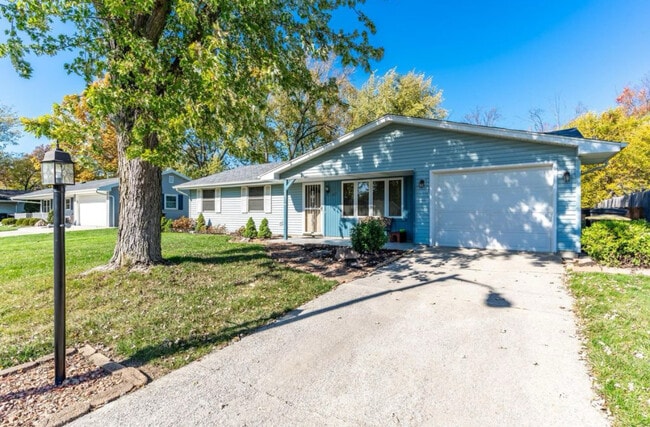 Building Photo - 4817 Eastwick Dr