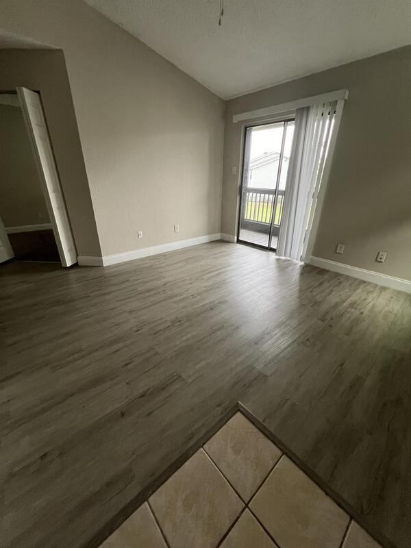 Building Photo - 3700 Idlebrook Cir