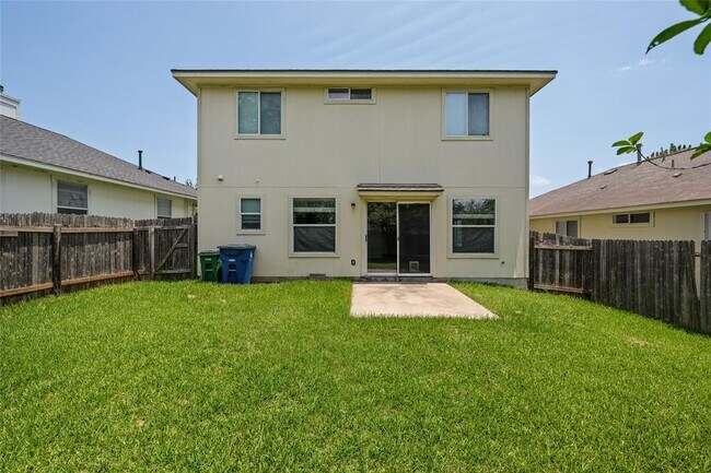 Building Photo - 5509 Bentsen Ln