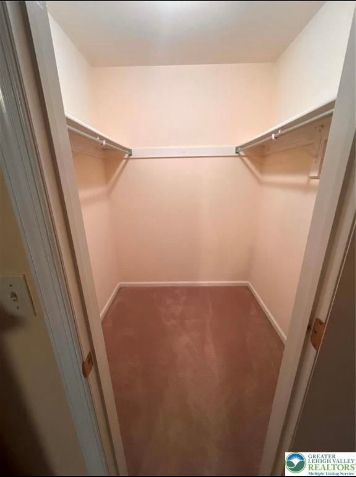 Building Photo - 978 Cold Spring Rd