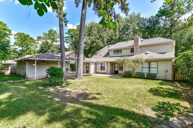Building Photo - 11715 Parkriver Dr
